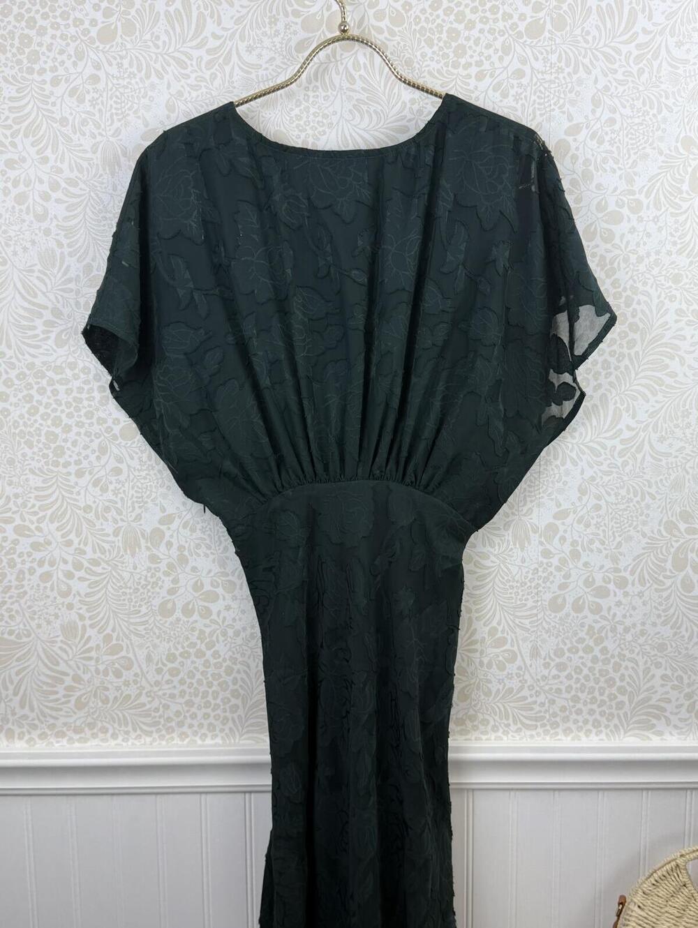Hutch by Anthropologie BHLDN Hunter Green Deep V-Neck Leaf Lindy Gown - Size - 4 - Picture 3 of 7